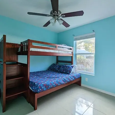 3Bed & 2Bath Property Couple Minutes From Siesta Key Beach & Downtown Sarasota Extérieur photo