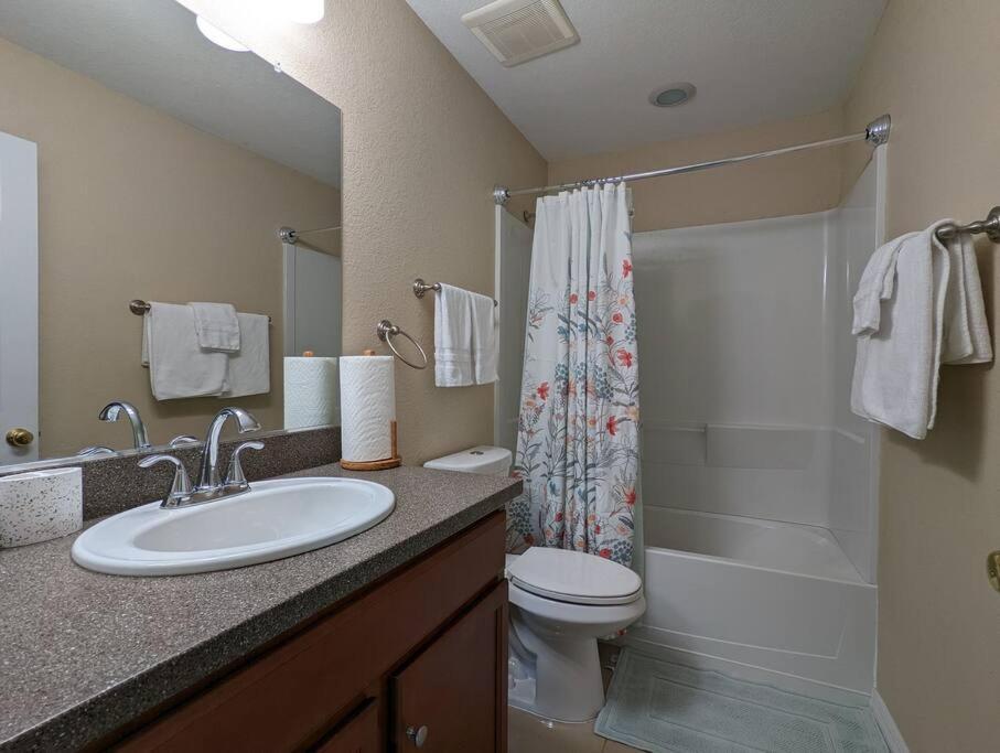 3bed & 2bath Couple Minutes From Siesta Key & Downtown